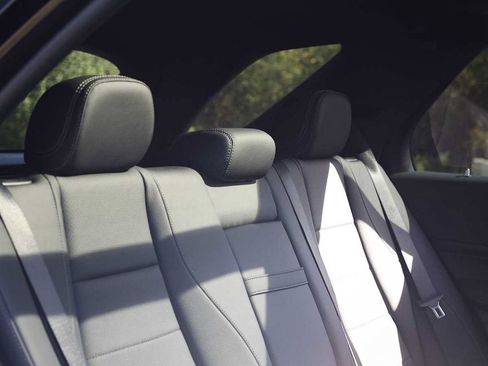 Used 2026 Mercedes-Benz GLE 350 4MATIC image 23