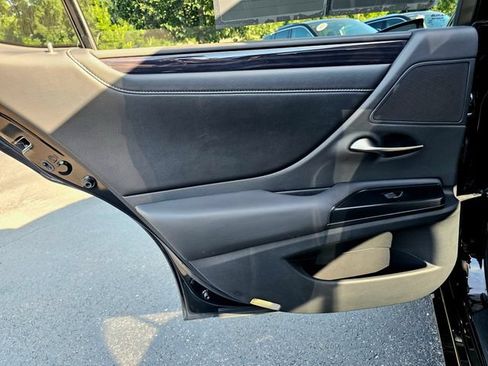 Used 2021 Lexus ES 250 w/ Premium Package AWD/4WD image 25
