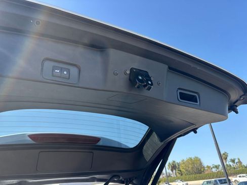 Used 2025 Nissan Rogue SV image 23