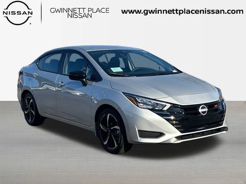 New 2025 Nissan Versa SR w/ Trunk Package image 3