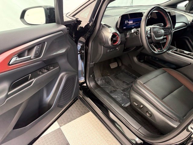 Used 2024 Chevrolet Equinox EV RS AWD/4WD image 30