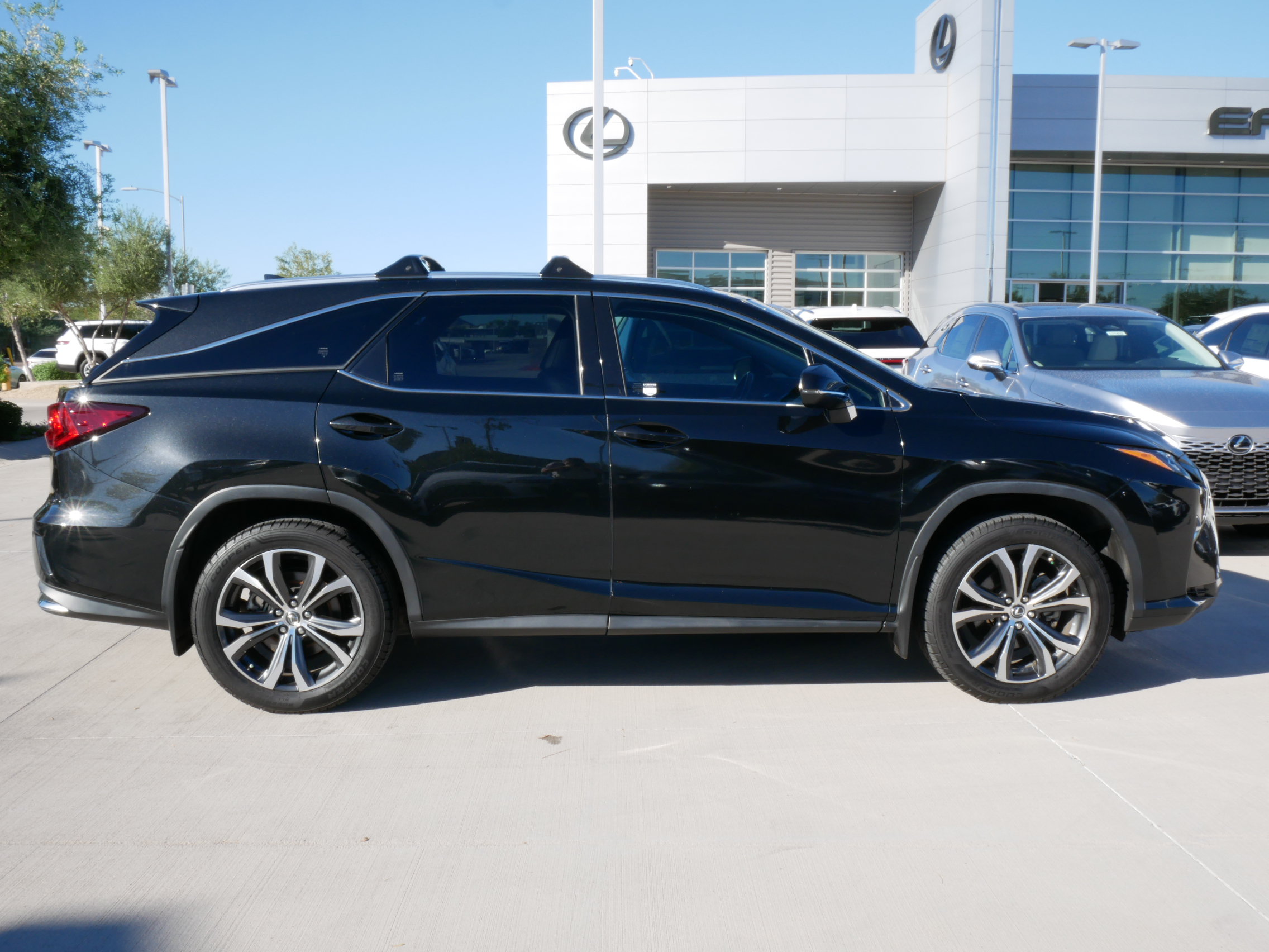 Used 2018 Lexus RX 350L FWD image 11