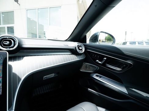 Used 2024 Mercedes-Benz CLE 450 4MATIC Cabriolet w/ Driver Assistance Package image 40