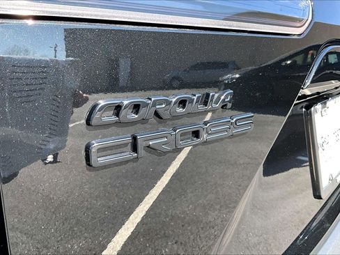 Certified 2026 Toyota Corolla Cross LE image 30