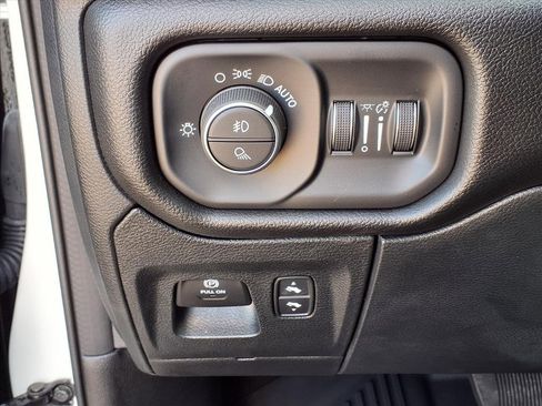 Used 2024 RAM 1500 Laramie image 24