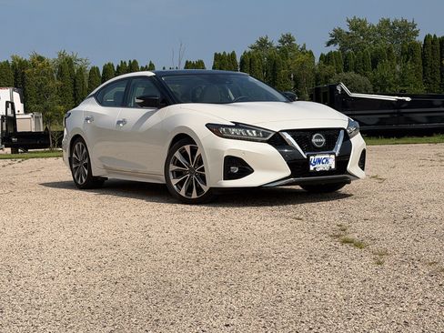 Used 2023 Nissan Maxima Platinum FWD image 10