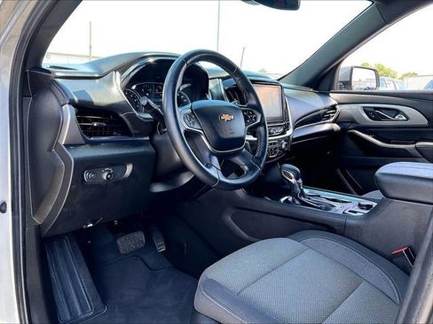 Used 2023 Chevrolet Traverse LT AWD/4WD image 8