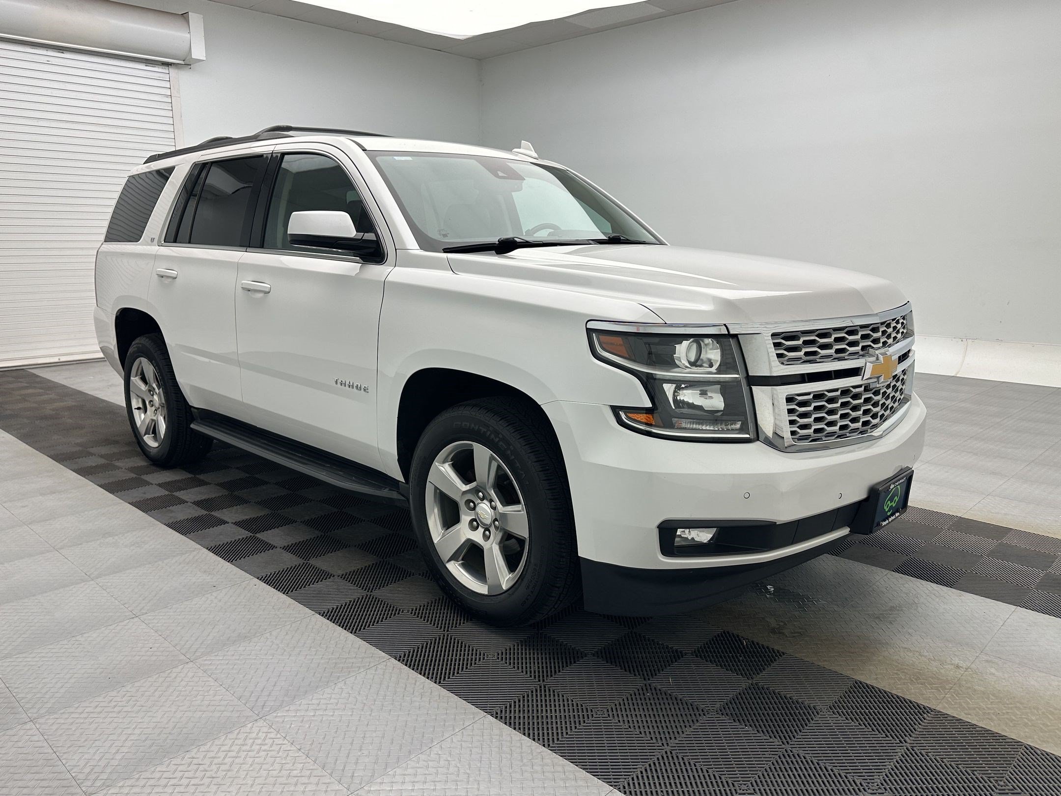 Certified 2020 Chevrolet Tahoe LT w/ Luxury Package AWD/4WD image 7