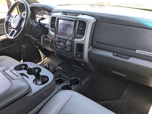Used 2018 RAM 2500 Power Wagon w/ Luxury Group AWD/4WD image 14