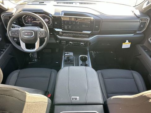 New 2026 GMC Sierra 1500 Elevation image 7