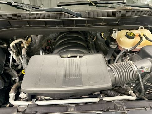 Used 2023 Chevrolet Tahoe Premier RWD image 31