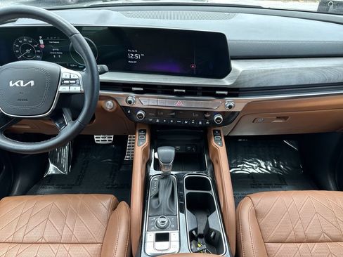 Certified 2025 Kia Telluride SX Prestige X-Line AWD/4WD image 15