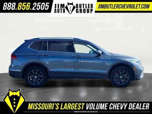 Used 2024 Volkswagen Tiguan SE image 4