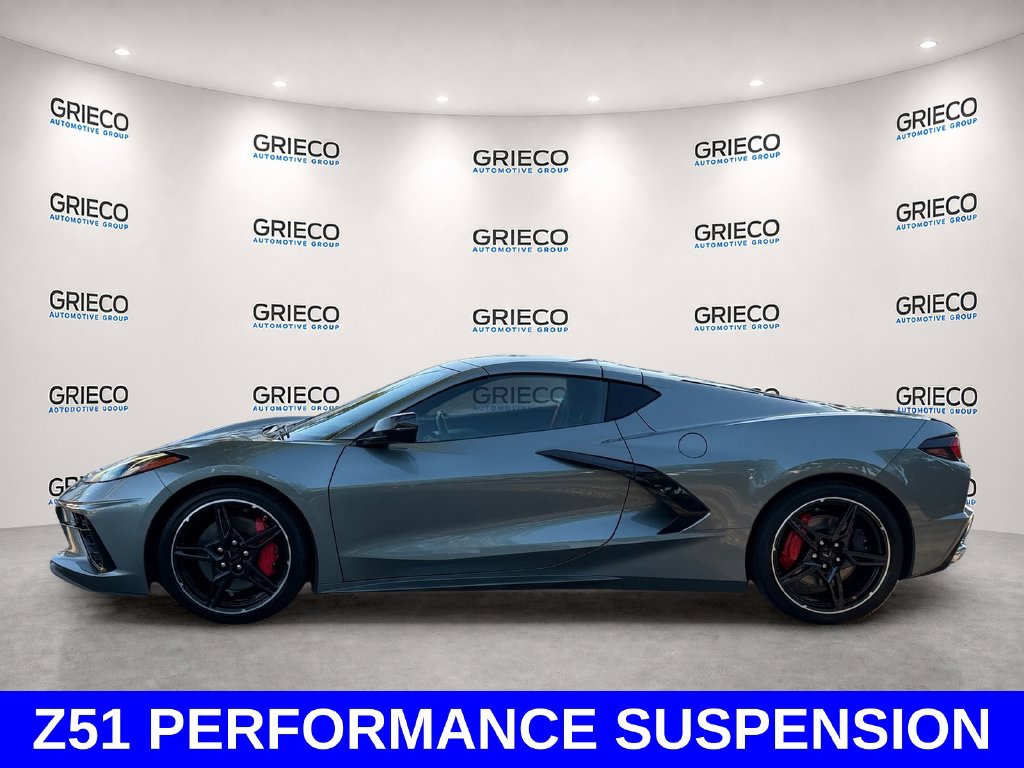 Used 2022 Chevrolet Corvette Stingray Premium Cpe w/ Z51 Performance Package RWD image 4