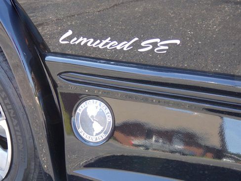Used 2022 Chevrolet Express 2500 Extended RWD image 19