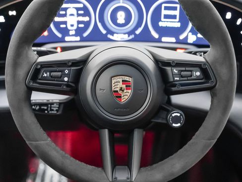 Used 2022 Porsche Taycan GTS image 17