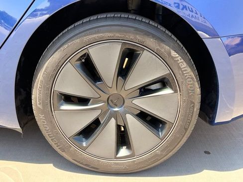 Used 2025 Tesla Model 3 Long Range AWD/4WD image 5
