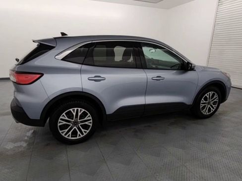 Used 2022 Ford Escape SEL image 8