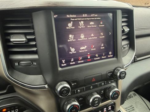Used 2019 RAM 1500 Laramie AWD/4WD image 23