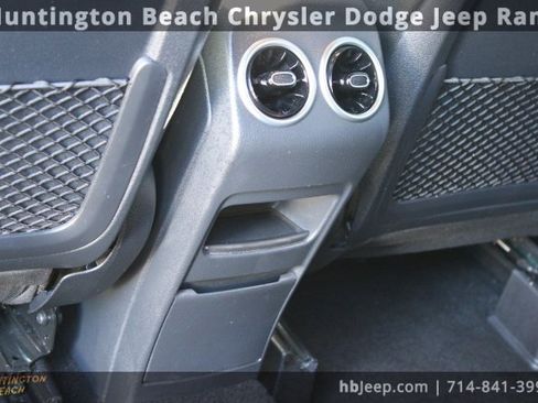 Used 2022 Mercedes-Benz GLB 250 image 35