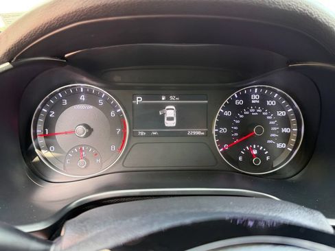 Certified 2024 Kia Forte LXS FWD image 27