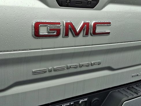 Used 2021 GMC Sierra 1500 SLT w/ SLT Premium Plus Package image 30