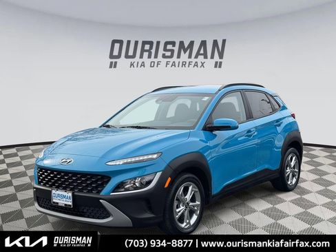 Used 2023 Hyundai Kona SEL image 2