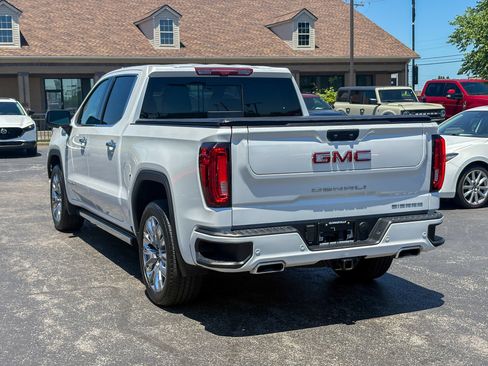 Used 2025 GMC Sierra 1500 Denali w/ Denali Reserve Package AWD/4WD image 9