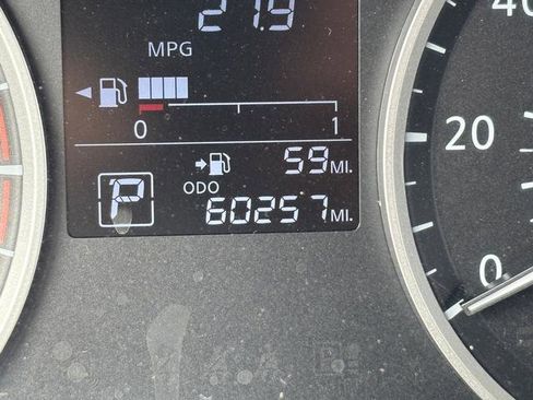 Used 2024 Nissan Kicks S image 26