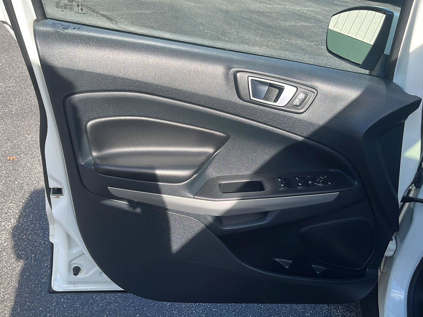 Used 2022 Ford EcoSport Titanium AWD/4WD image 15