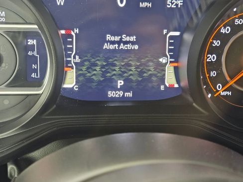 Used 2025 Jeep Gladiator Rubicon w/ Safety Group image 25