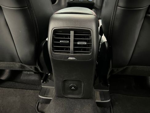 Used 2025 Ford Escape ST-Line image 21