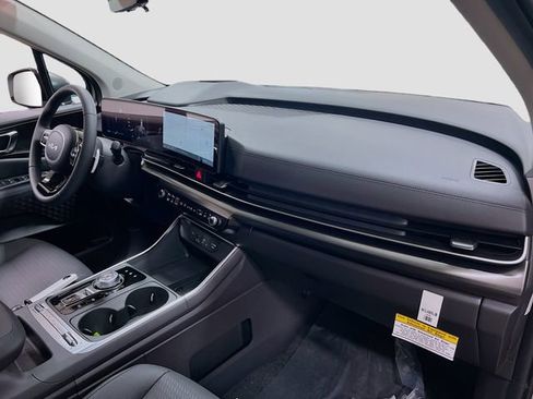 New 2026 Kia Carnival SX Prestige image 32