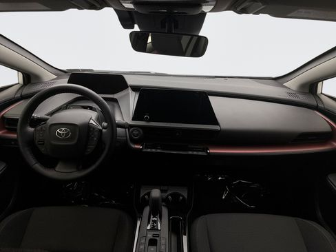 Used 2024 Toyota Prius Prime SE image 14