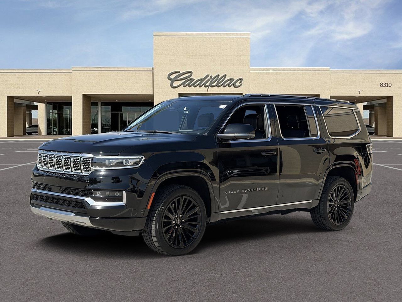 Used 2023 Jeep Grand Wagoneer Series III AWD/4WD image 32