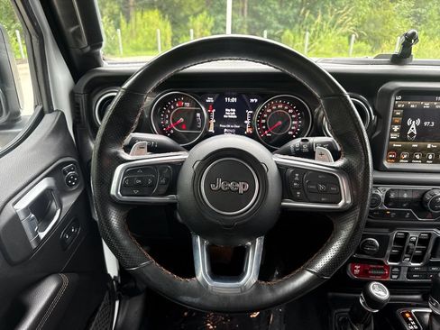 Used 2022 Jeep Wrangler Unlimited Rubicon AWD/4WD image 19