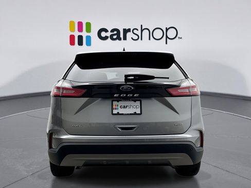Used 2023 Ford Edge SEL w/ Convenience Package image 4