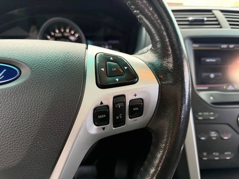 Used 2013 Ford Explorer XLT AWD/4WD image 19