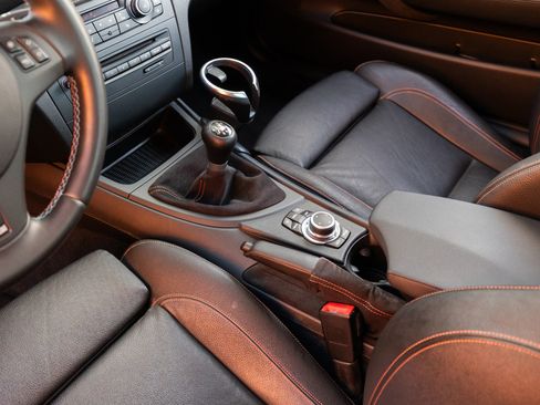 Used 2011 BMW 1 Series M image 37