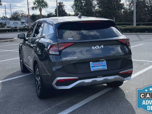 Used 2023 Kia Sportage EX image 8