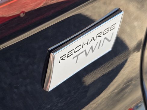 Certified 2023 Volvo C40 P8 Recharge Ultimate AWD/4WD image 38