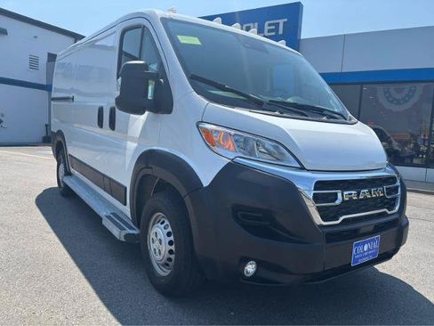 Used 2025 RAM ProMaster 2500 w/ U-Haul Equipment Group FWD image 15