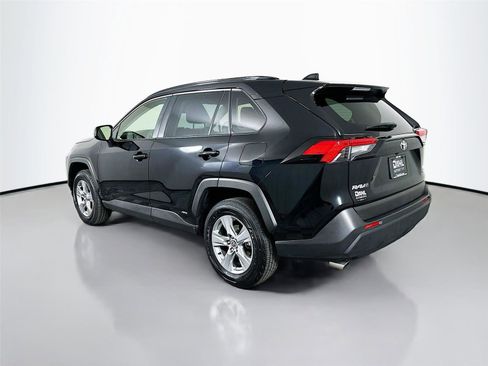 Certified 2025 Toyota RAV4 LE AWD/4WD image 10