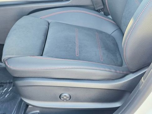 New 2025 Mercedes-Benz GLA 35 AMG 4MATIC image 18