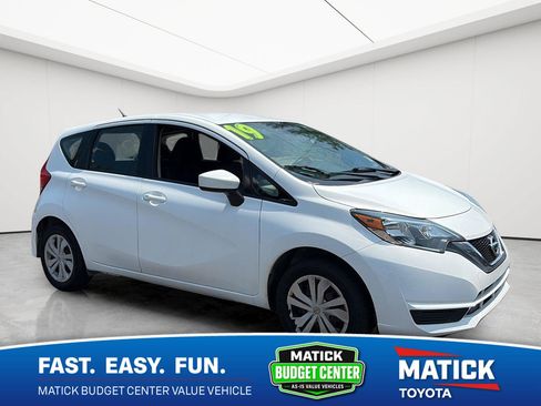 Used 2019 Nissan Versa Note SV FWD image 1