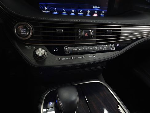 Used 2018 Lexus LS 500 AWD w/ Interior Upgrade Package image 29