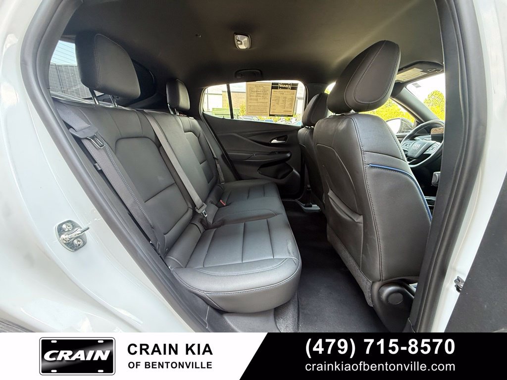 Used 2025 Buick Envista Sport Touring w/ Convenience I Package FWD image 29