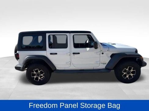 Used 2018 Jeep Wrangler Unlimited Sport S image 19