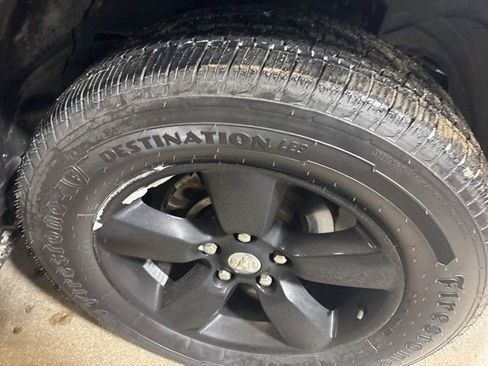 Used 2014 RAM 1500 Express w/ Black Ram 1500 Express Group image 6