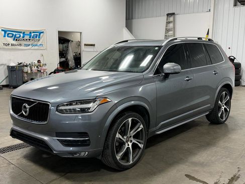 Used 2018 Volvo XC90 T6 Momentum w/ Convenience Package image 13